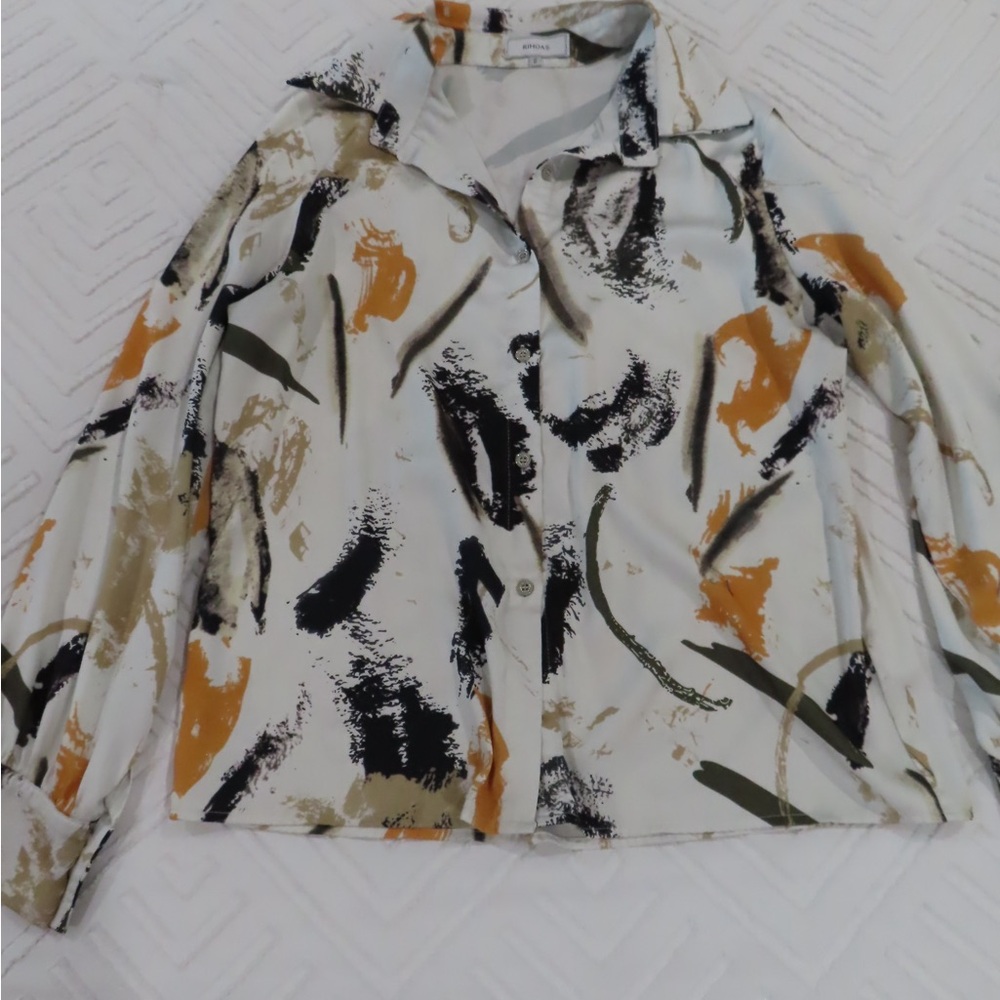 Abstract Print Button-Up Blouse